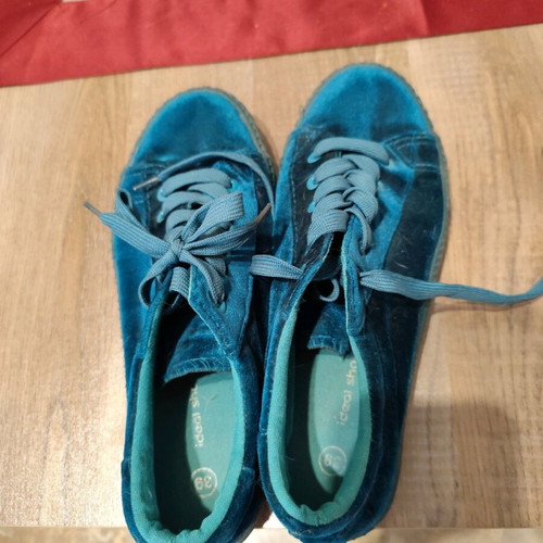 Velvet sneakers like new, petrol color, size 39