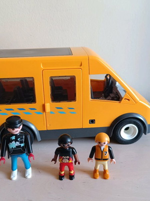 Playmobil σχολικό μεταχειρισμένο με ελλείψεις και σπασίματα