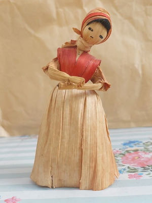 Vintage Corn Husk doll used, handmade folk art