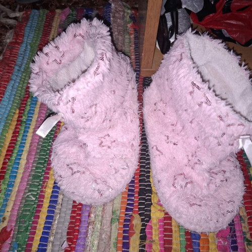 Pink fuzzy slippers-boots used with sequins and bows