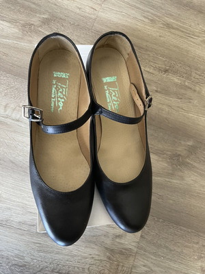 Traditional dance shoes new, size 41, black