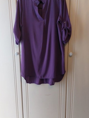 Πουκαμίσα μωβ one size, λεπτό ύφασμα, σαν καινούργιο