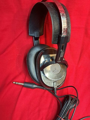 Pioneer SE-450 headphones used, wired, fully functional
