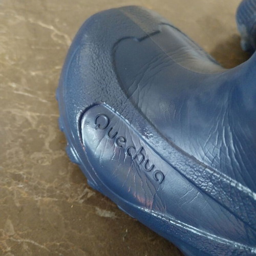 Quechua waterproof boots with fur lining like new, blue