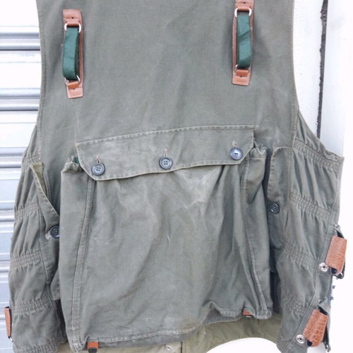 Cargo hunter jacket sleeveless size 50, safari