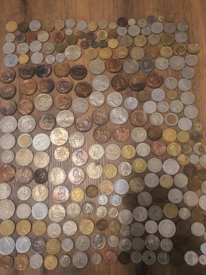 Coin collection used, over 200 foreign coins from various countries