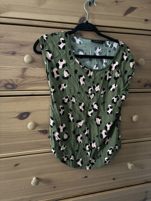 Top size M like new, colorful