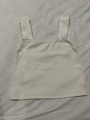 Crop top with wide straps, like new, broken white cream color