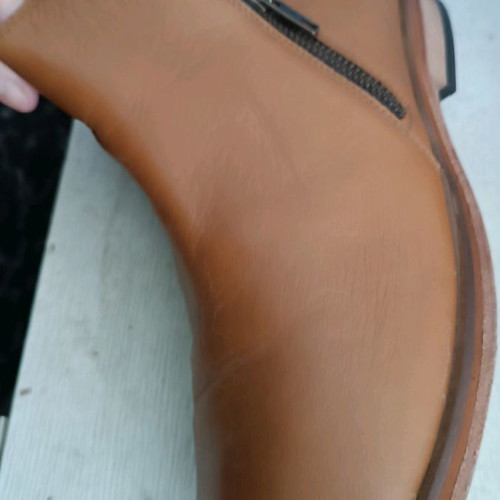 Leather men's ankle boots new, size 43, beige