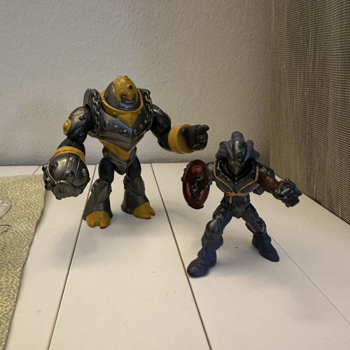 Ultra and Havok Koga Gormiti figures used