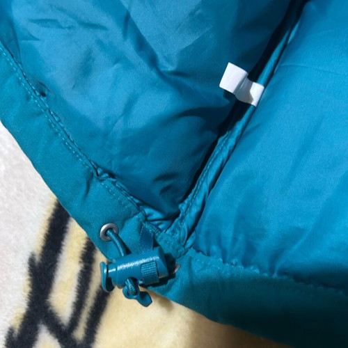 The North Face puffer like new, blue turquoise