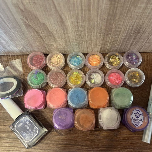 Semipermanent nail polish set, 29 pieces