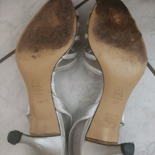 Beatrice silver sandals size 38 in good condition