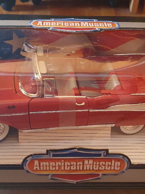 American Muscle 1957 Chevy Bel Air 1:18 мащабна кола играчка нова червена
