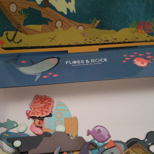 Floss & Rock Deep Sea Magnetic Scenes educational toy