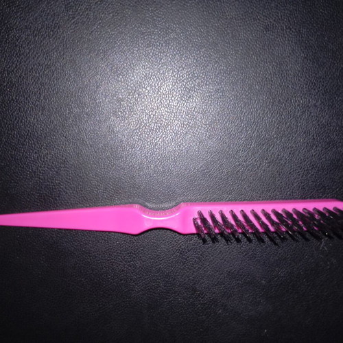 Teasing Brush Volume Brush bright pink magenta with black bristles like new