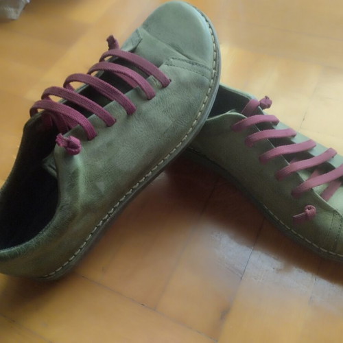 Chacal sneakers like new, size 39, green