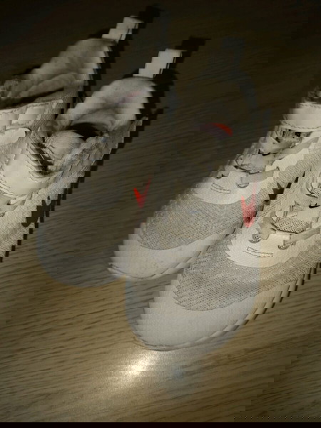 Nike παπούτσια παιδικά, νούμερο 23,5 , σαν καινούργια