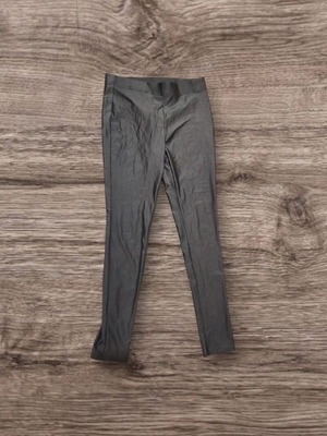 Stradivarius leggings size Medium like new