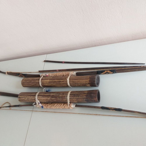 Indian handmade bows and arrows like new, traditional from Colombia
