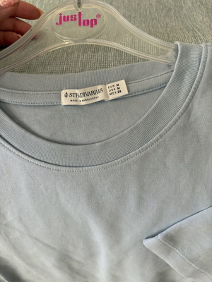 Stradivarius light blue short sleeve T-shirt, size M