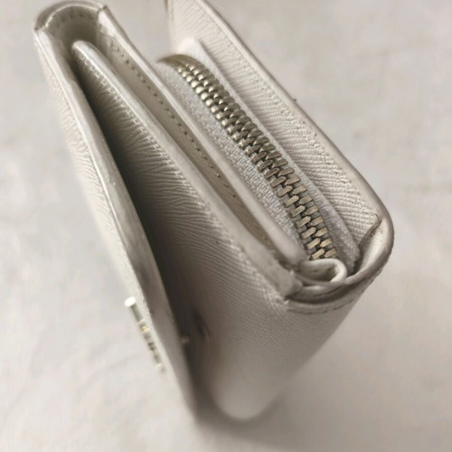 Alviero Martini 1a Classe wallet used, white and beige