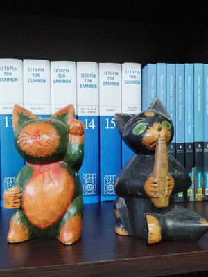 Wooden cats like new 15cm