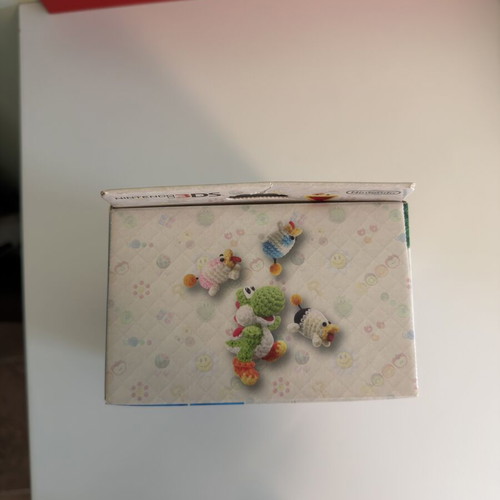 Poochy & Yoshi’s Woolly World Collector’s Edition 3DS game with amiibo, new