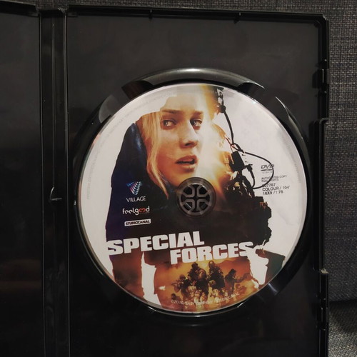 Special Forces DVD used, adventure with subtitles