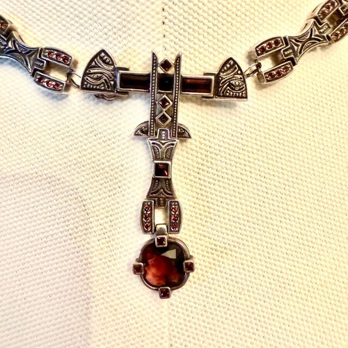 Etalon Jenavi jewelry new, brown and silver, belt and necklace