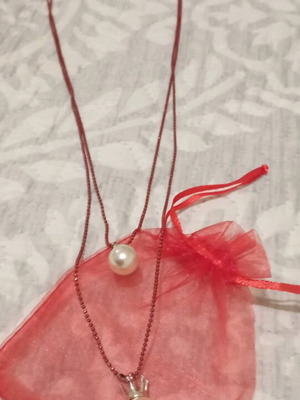 Double pearl necklace like new, white and red