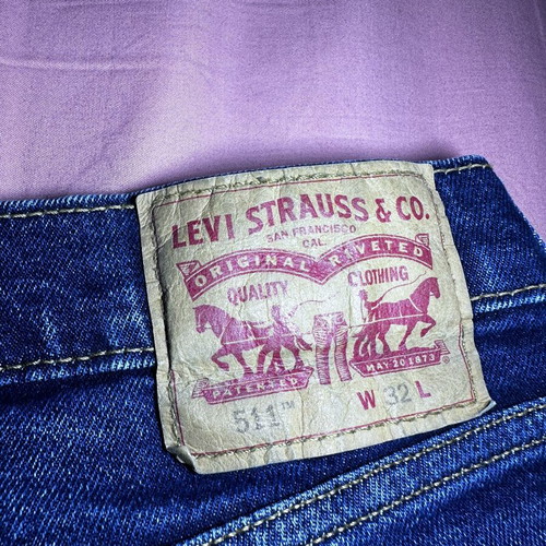Levi's bermuda shorts like new, blue, size M