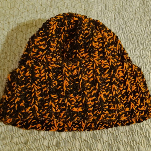Handmade beanie new, black and orange