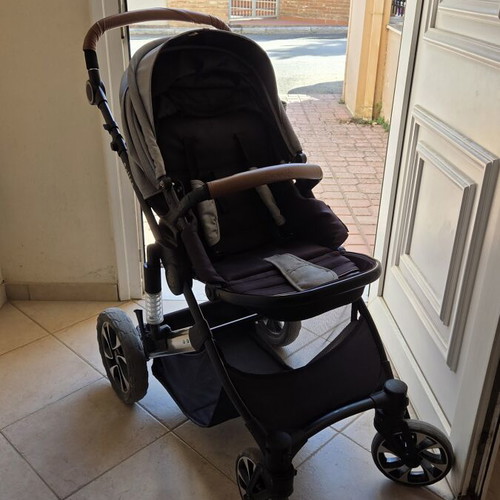 Bebe Stars Belize 3-in-1 stroller used, with bassinet and car seat