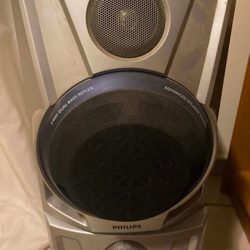 Philips floor speakers used with 2-way dual bass reflex design