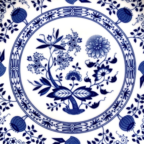 Hutschenreuther Zwiebelmuster Blue Onion porcelain platter new