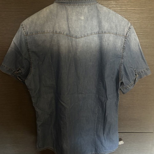 3Guys men's shirt XL like new, blue, buttoned sleeves