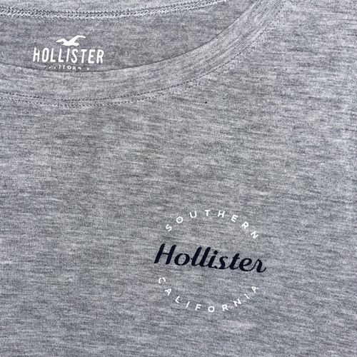 Hollister California women grey T-shirt size Small like new