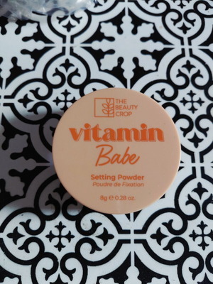 The Beauty Crop Vitamin Babe Setting Powder Translucent 0.5 New