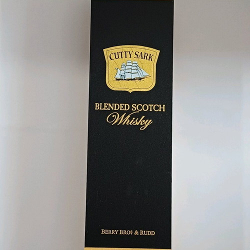 Wooden box for Cutty Sark whisky like new