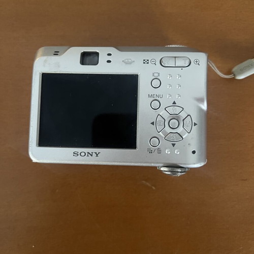Sony camera used, rechargeable batteries, missing memory card