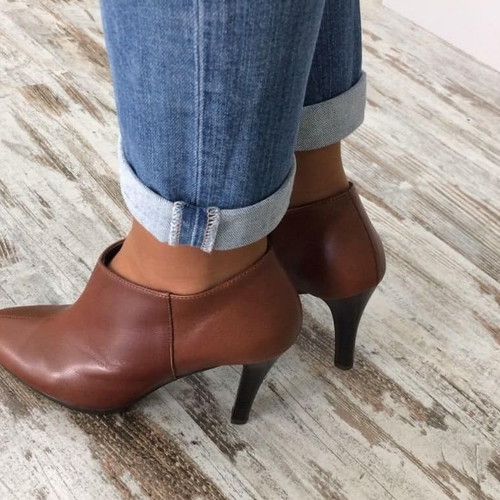 Ankle boot tan new, size 36