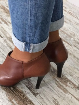 Ankle boot tan new, size 36
