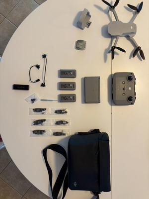 Dji Mini 2 SE Fly More Combo drone, excellent condition