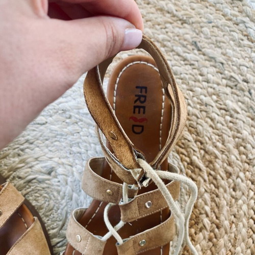 Keep Fred Lace-up leather suede sandals like new, size 41, beige brown