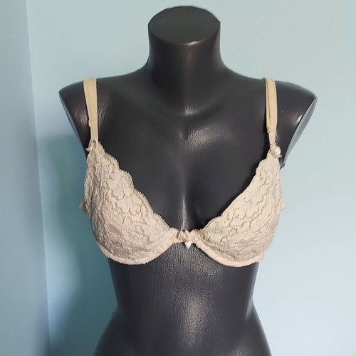 H&M Vintage Wonder Bra Set used, pushup, lace and embroidery
