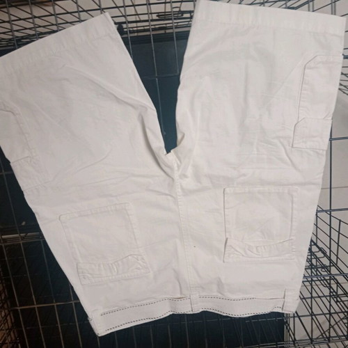 Men's bermuda shorts used small white with belt