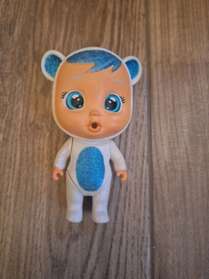 Igloo Cry Babies doll used with Crystall igloo