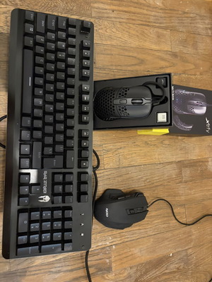 Xtrfy M4 Wireless mouse and NOD Iron Strike mechanical keyboard set like new