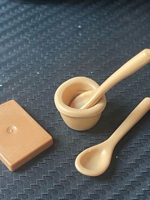 Playmobil cooking utensils like new, kitchen accessories